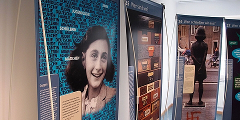 Wanderausstellung »Lasst mich ich selbst sein« Anne Franks Lebensgeschichte